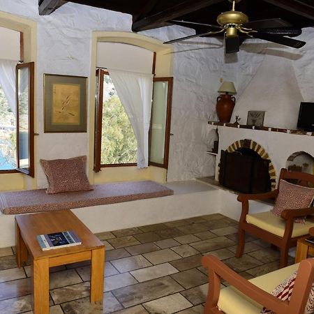Arbeli House Villa Mandraki  Екстериор снимка